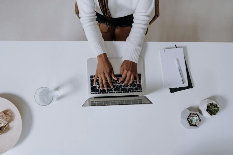 How to Keep Your Emails Under Control and Boost Productivity